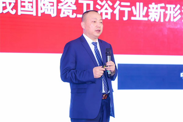 李總演講最新.JPG