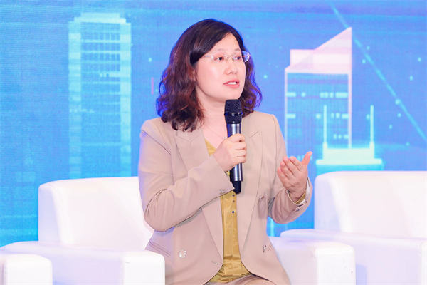 論壇3史美鳳.JPG